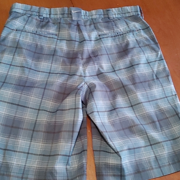 Nike shorts - Picture 3 of 3